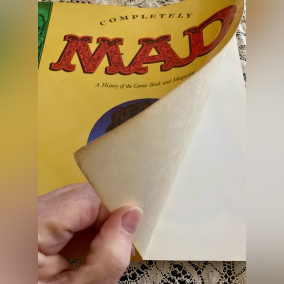 💥Completely Mad A History of Comic Book & Magazine💥 1991 - Picture 6 of 8